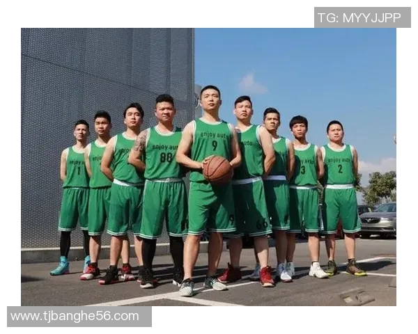 重庆篮球队在杯赛中的节奏表现分析与战术探讨