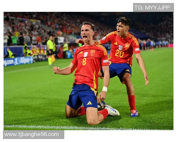 央视新闻报道的足球明星盘点及其精彩瞬间回顾