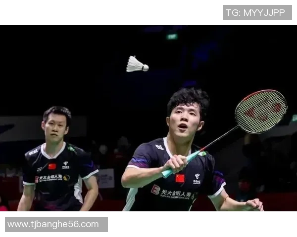 深圳羽毛球队在城市联赛中以57分稳居积分榜首位展现强劲实力